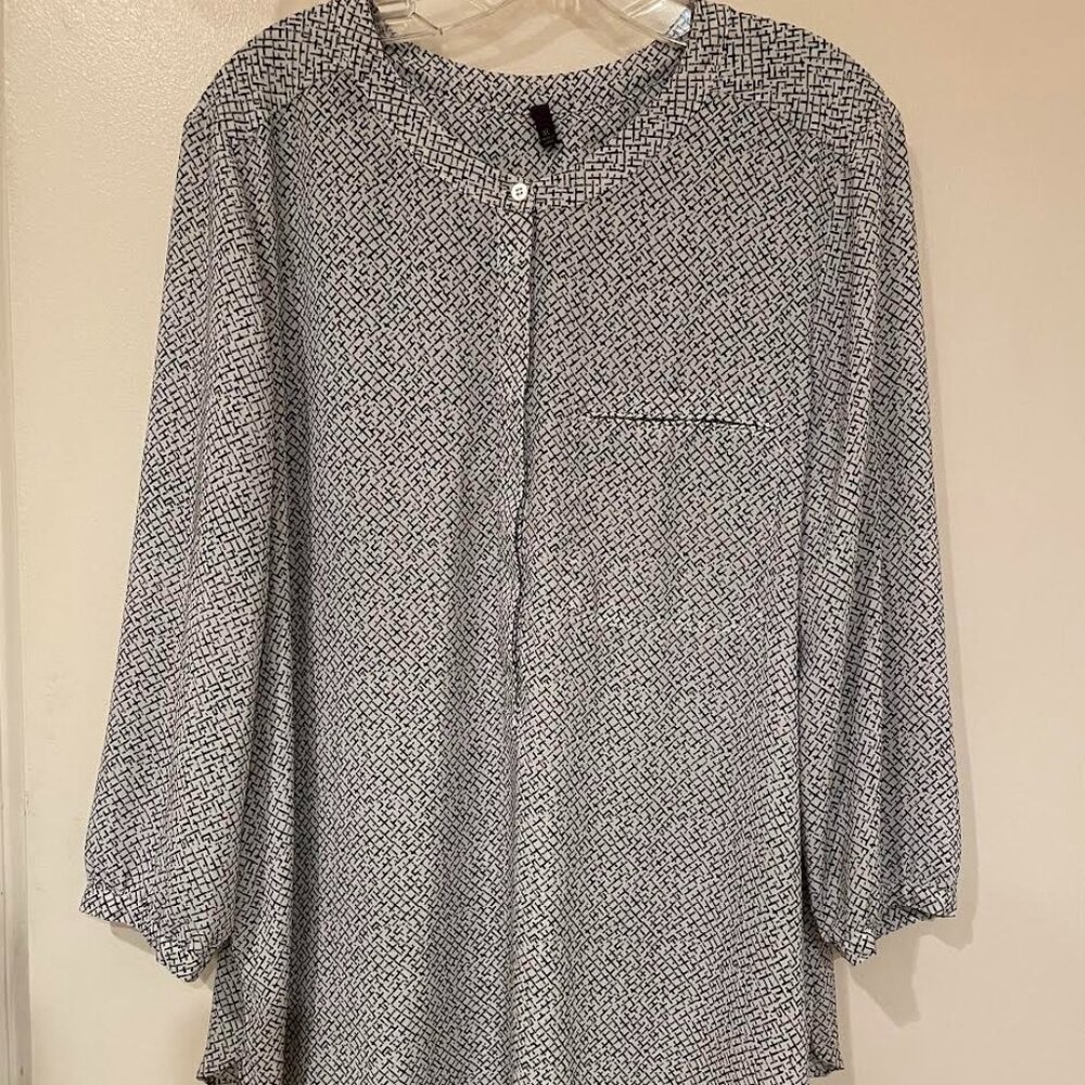 NYDJ TOP XL BLACK WHITE POPOVER